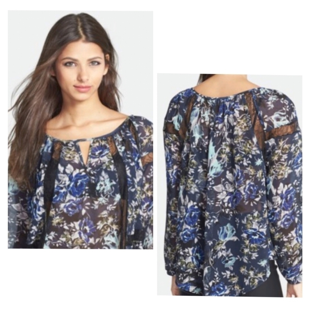 (1616)ASTR Navy Florals Print Semi Sheer Long Sleeve Blouse Size Small (runs big